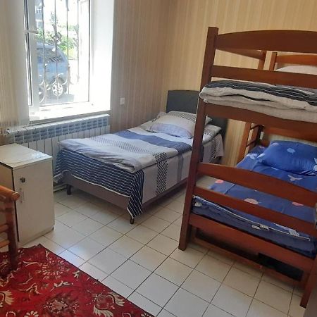 Dream House & Hostel Севан Екстериор снимка