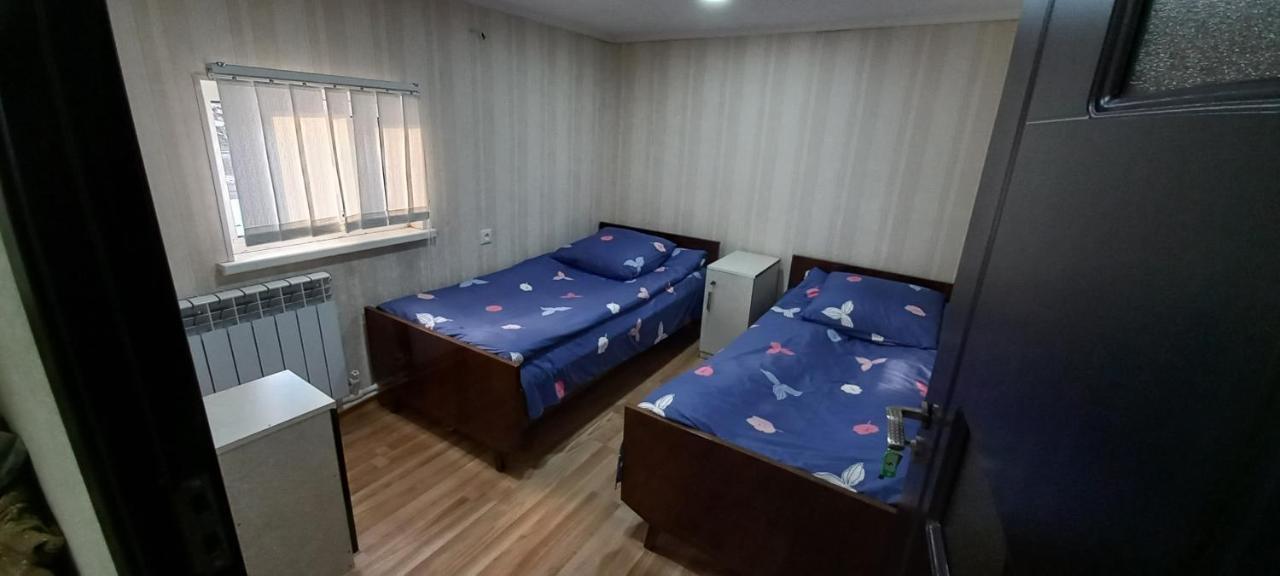 Dream House & Hostel Севан Екстериор снимка