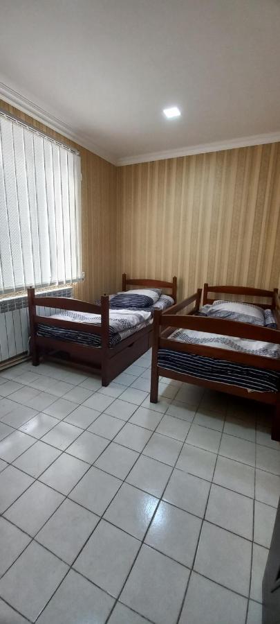 Dream House & Hostel Севан Екстериор снимка