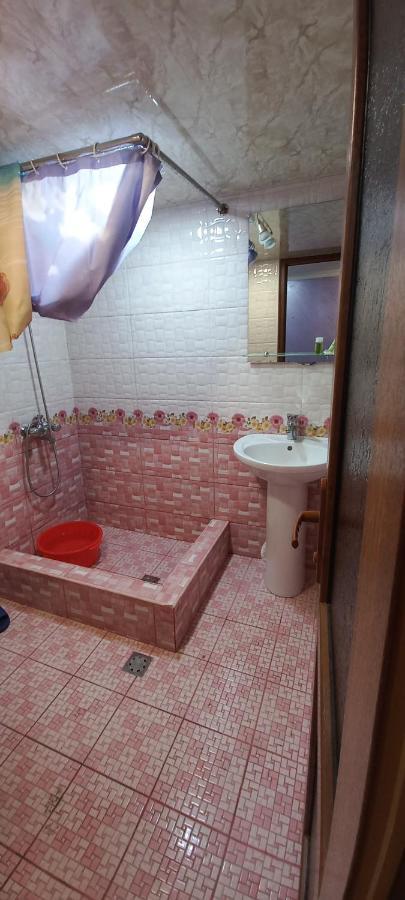 Dream House & Hostel Севан Екстериор снимка
