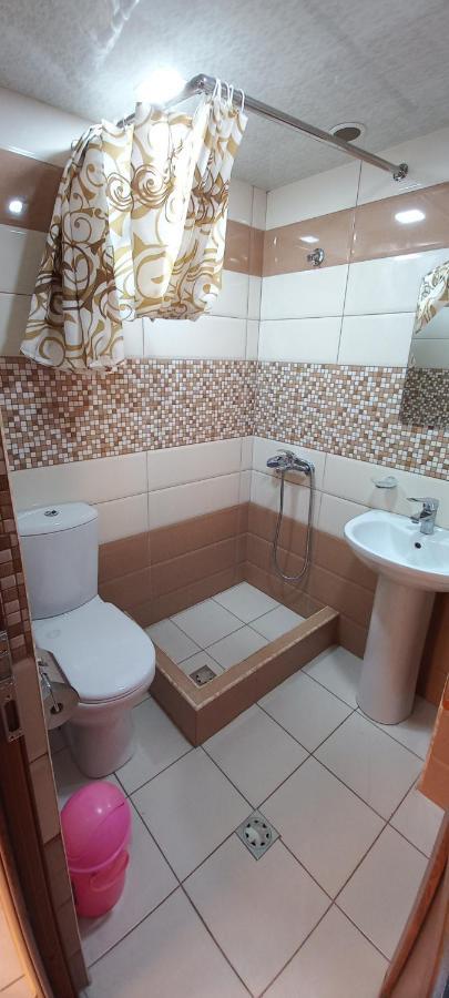Dream House & Hostel Севан Екстериор снимка