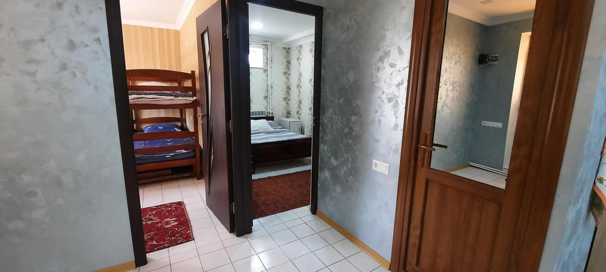 Dream House & Hostel Севан Екстериор снимка