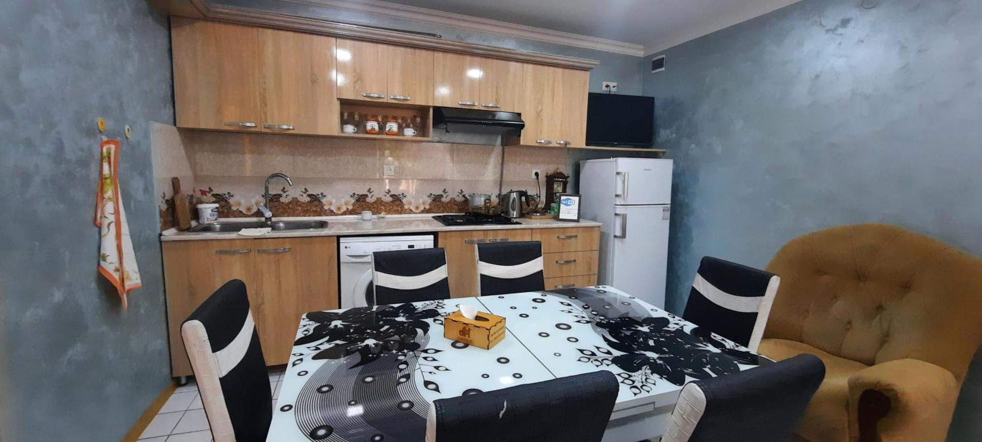 Dream House & Hostel Севан Екстериор снимка